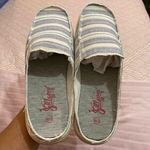 Jelly pop  SIZE 9.5 Scott White Textured Sole Footwear  multi color